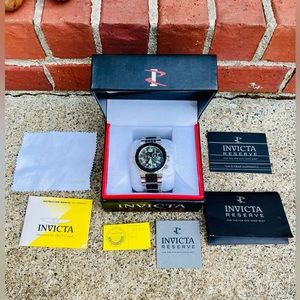 Beautiful Invicta Reserve Ocean Reef Model 6137 Diver Watch: Made In Switzerland